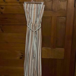 Jumpsuit w/ Belt, size s